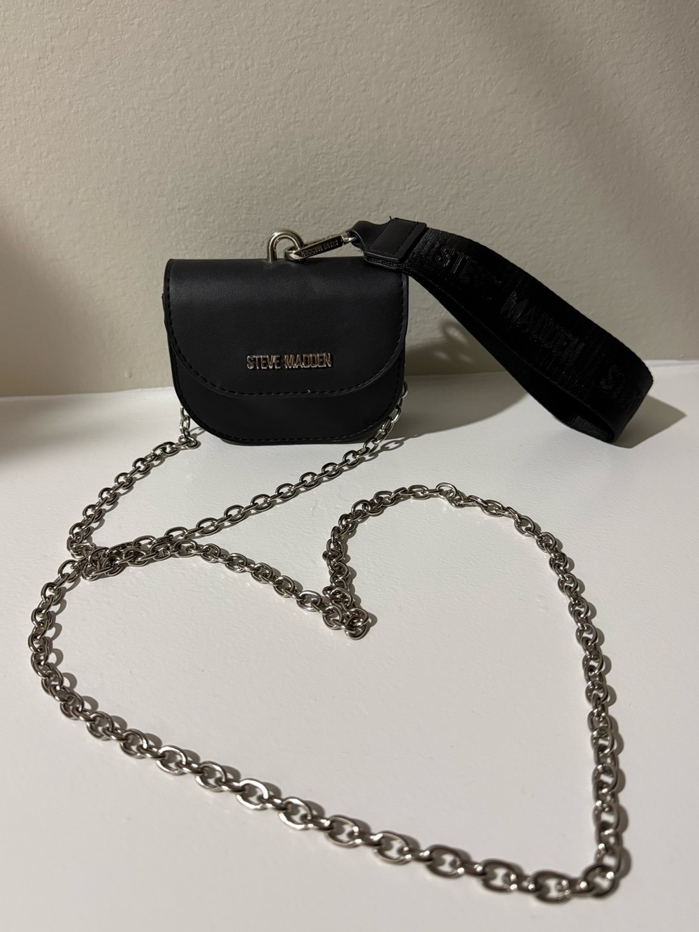Steve Madden Black Mini Wallet Crossbody with Silver Chain